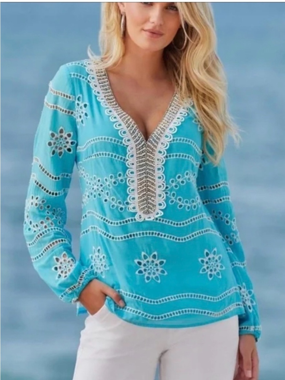 Boston Proper Beaded Eyelet Embroidered Tunic Top in Turquoise Blue. Size Large